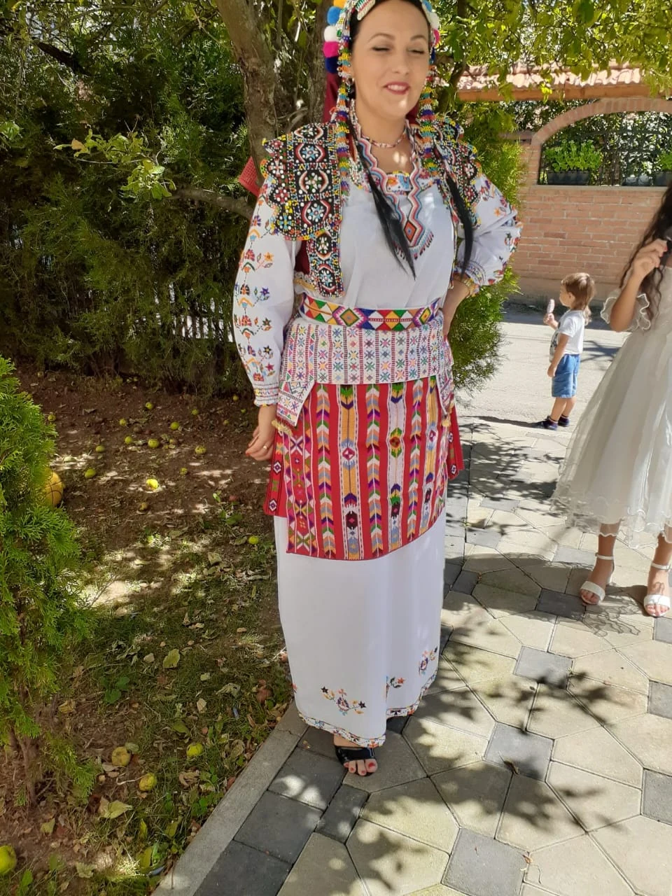 Veshje tradicionale shqiptare nga Medvegja
